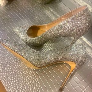 Silver pointy toe glittery/glitter stiletto pump. Eur 40/ US 9